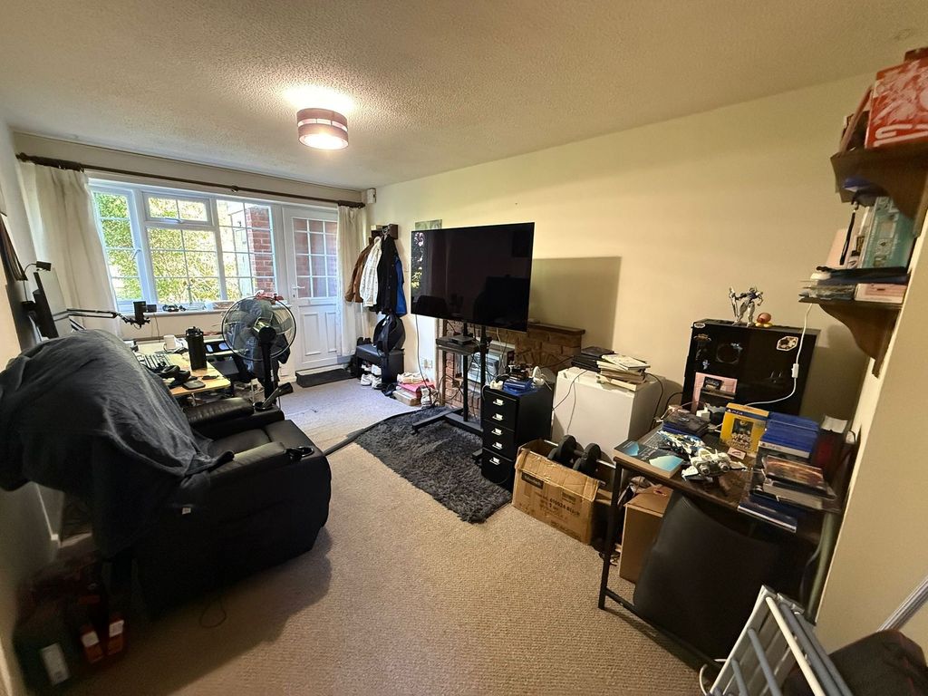 Additional image 4 of 1 bed property for saleMaybank Close, Lichfield WS14