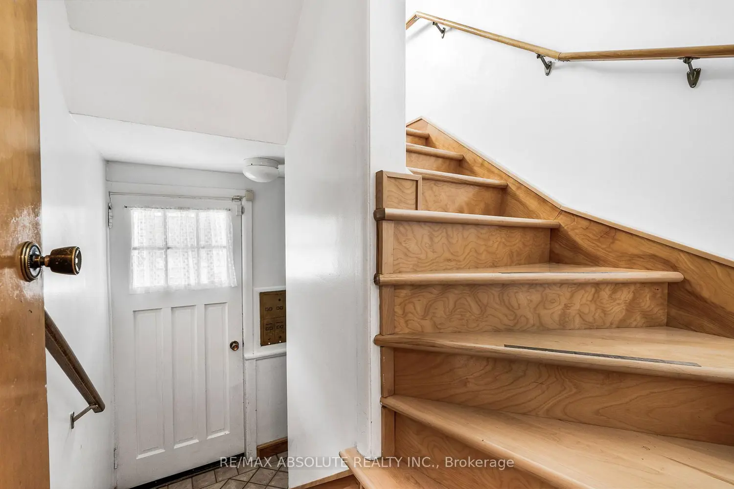 Additional image 8 of 352 Lacasse Avenue