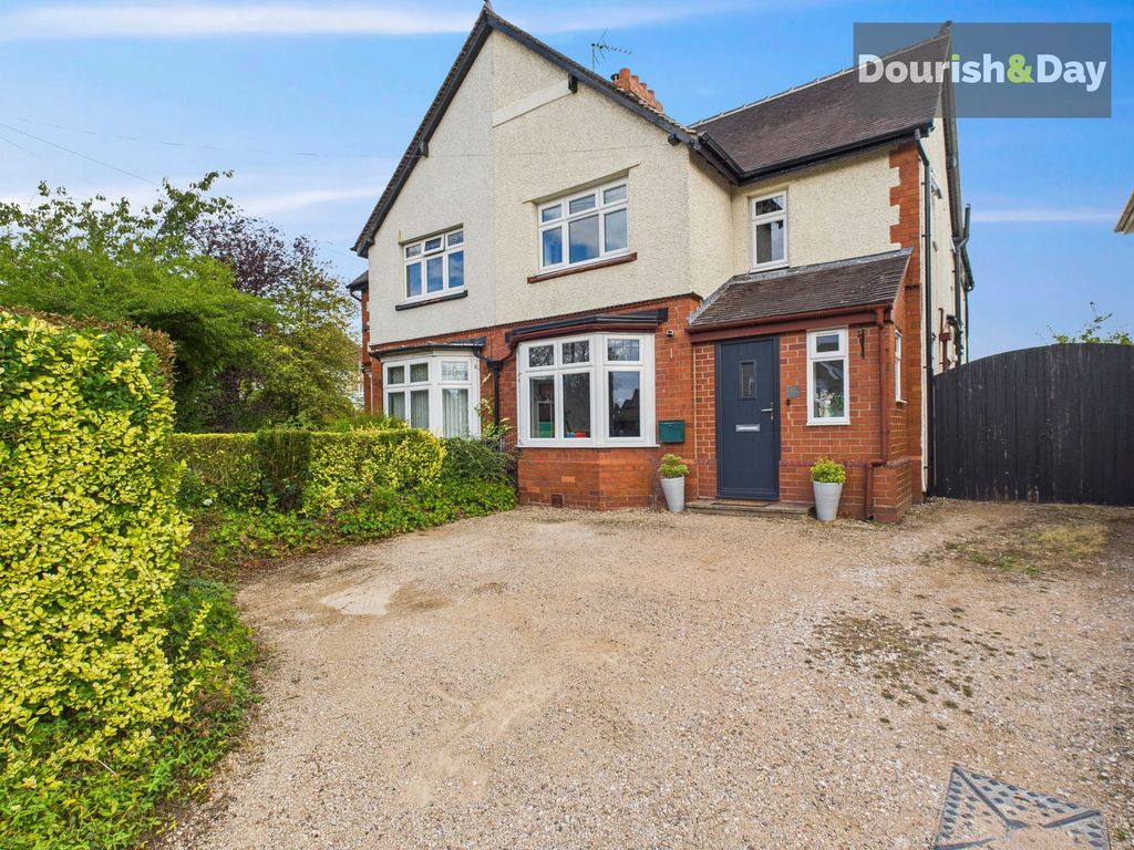 3 bed semi-detached house for saleRising Brook, Stafford ST17