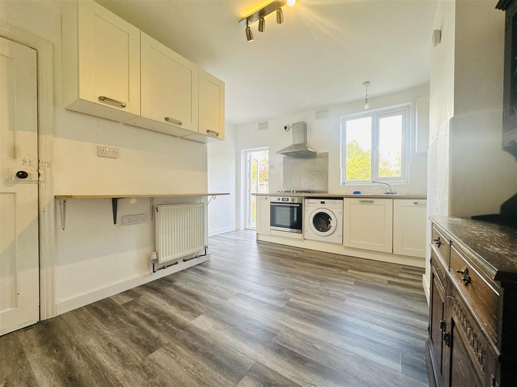 Additional image 9 of 2 bed semi-detached bungalow for saleLoughborough Road, Birstall, Leicester LE4