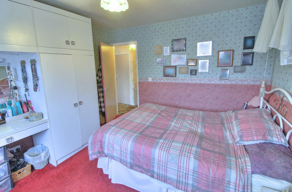 Additional image 10 of 3 bed semi-detached house for saleBrook Street, Kingswinford DY6