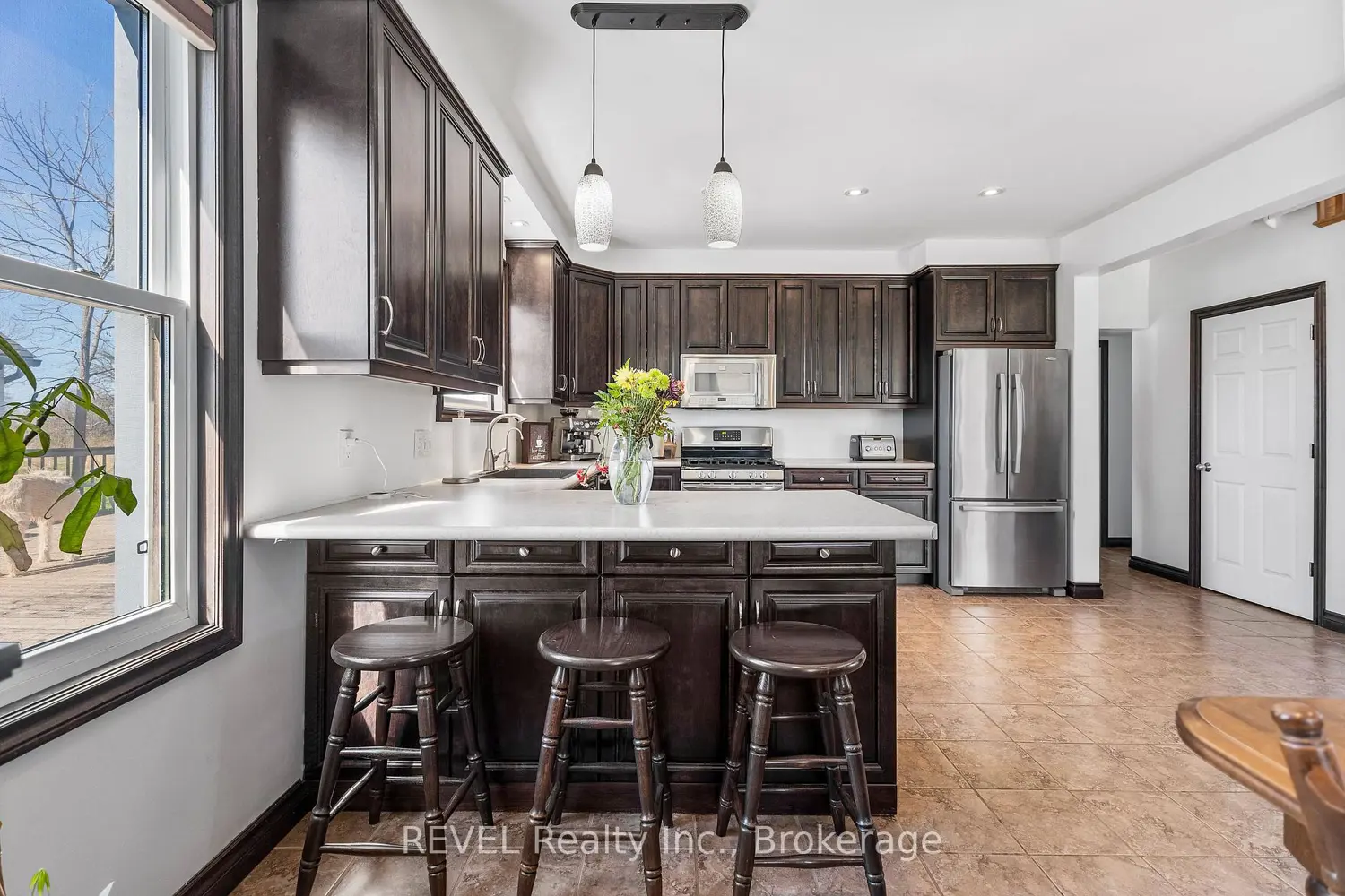Additional image 5 of 11618 Burnaby Road