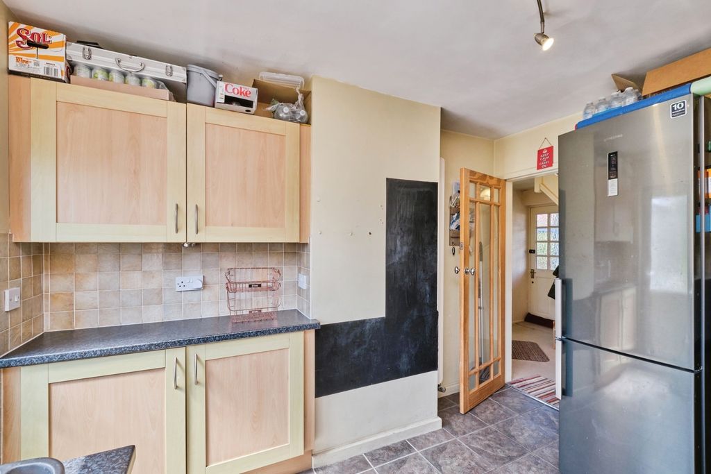 Additional image 9 of 3 bed semi-detached house for saleDimbles Hill, Lichfield, Staffordshire WS13