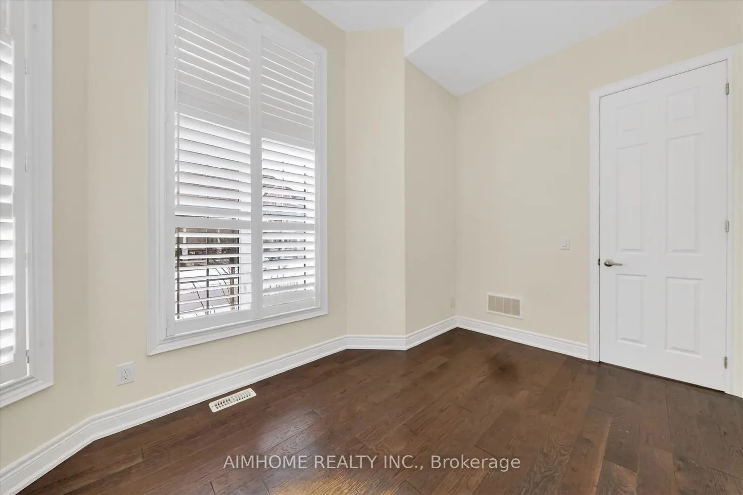 Additional image 8 of 94 Brabin Circle