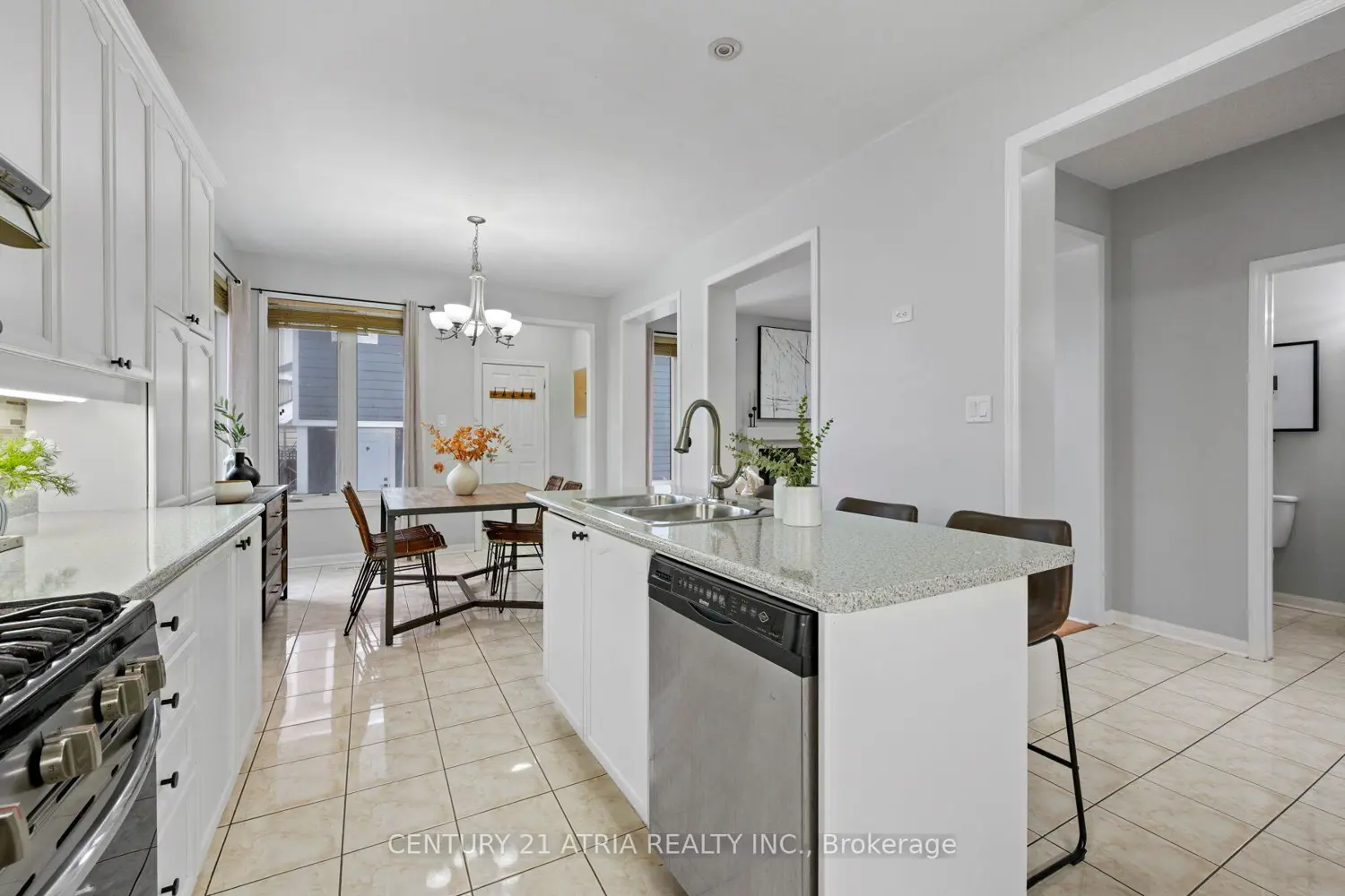 Additional image 4 of 16 Peony Street
