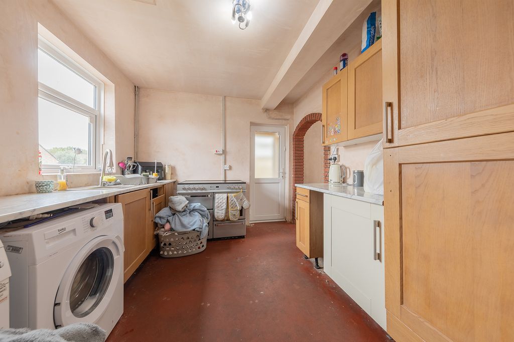 Additional image 9 of 3 bed semi-detached house for saleAllexton Gardens, Leicester LE3