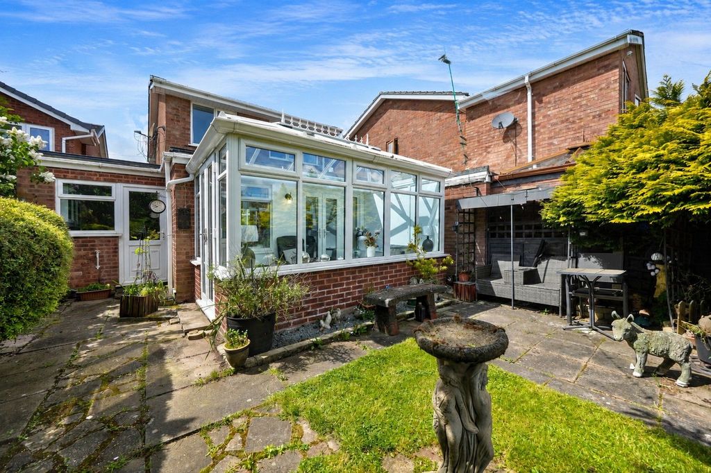 Additional image 3 of 3 bed link detached house for saleFalcon Close, Walsall WS6