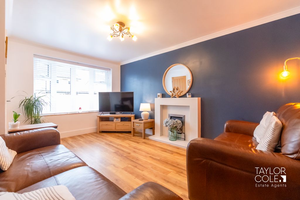 Additional image 3 of 4 bed semi-detached house for saleSwallowfield, Tamworth B79