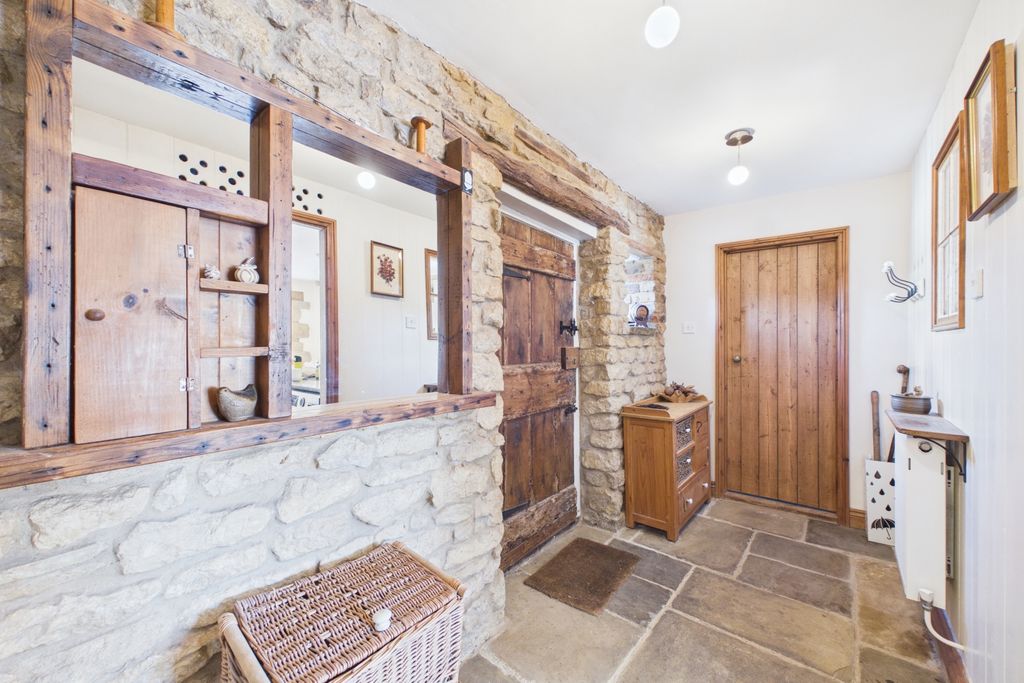 Additional image 12 of 3 bed cottage for saleMain Street, Belmesthorpe, Stamford, Lincolnshire PE9
