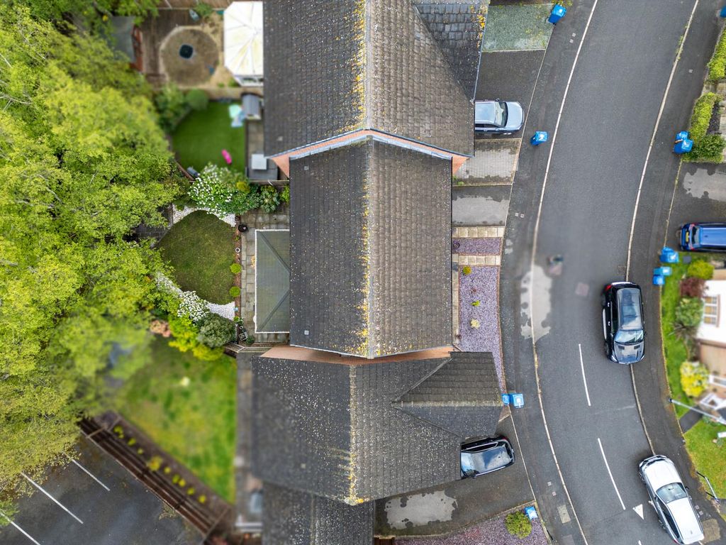 Additional image 29 of 5 bed town house for saleBarlow Avenue, Glascote, Tamworth B77