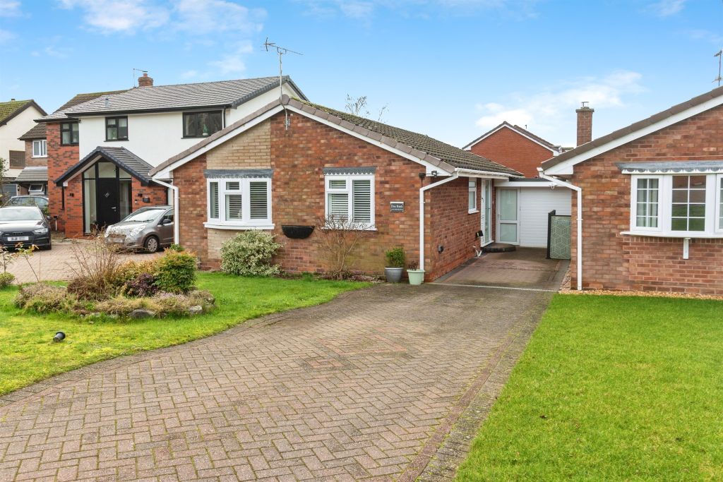 2 bed detached bungalow for saleLower Penkridge Road, Acton Trussell, Stafford ST17