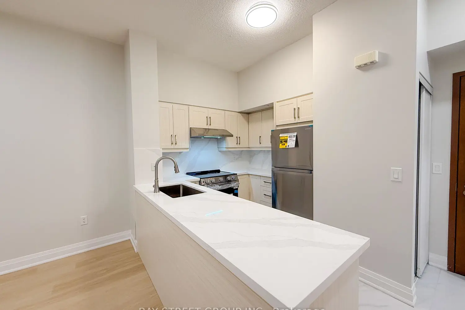 Additional image 3 of 1038 Mcnicoll Avenue 218