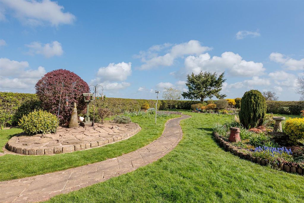 Additional image 26 of 5 bed detached house for saleGorsty Hill, Uttoxeter ST14