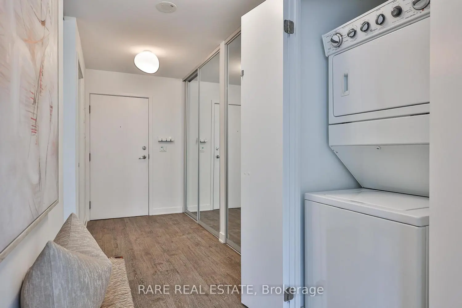 Additional image 8 of 32 Camden Street 711