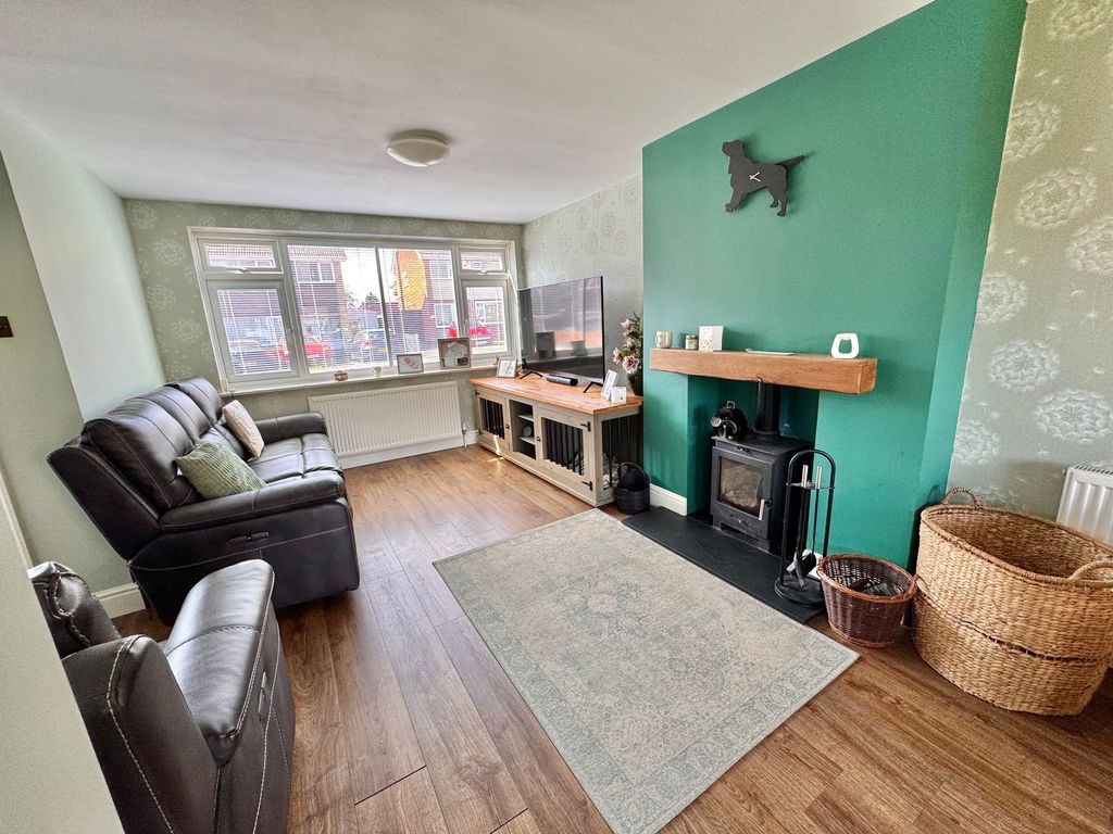 Additional image 5 of 3 bed semi-detached house for saleLaburnum Avenue, Newbold Verdon LE9