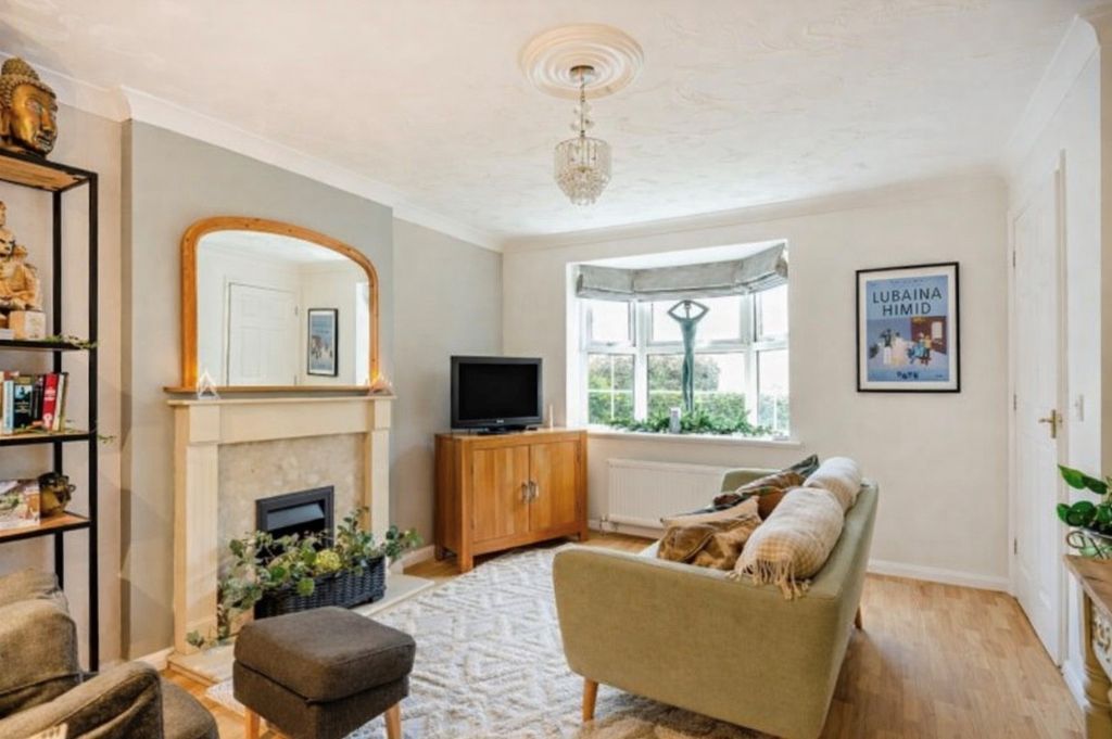 Additional image 2 of 3 bed semi-detached house for saleSiskin Road, Uppingham, Oakham LE15