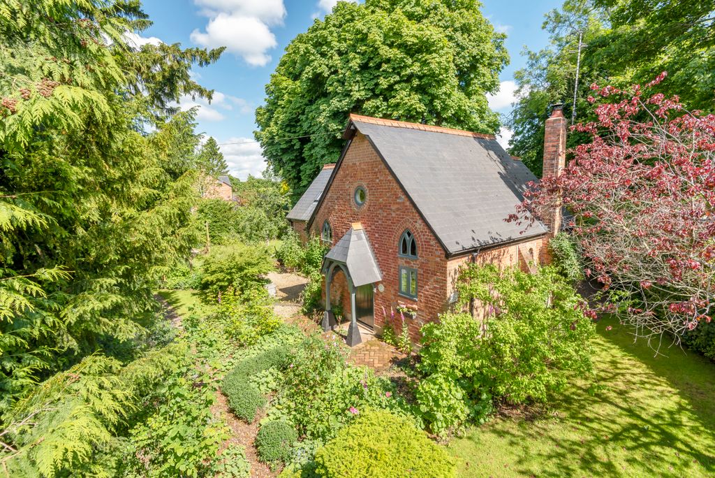 3 bed detached house for saleErmin Street, Lambourn Woodlands RG17