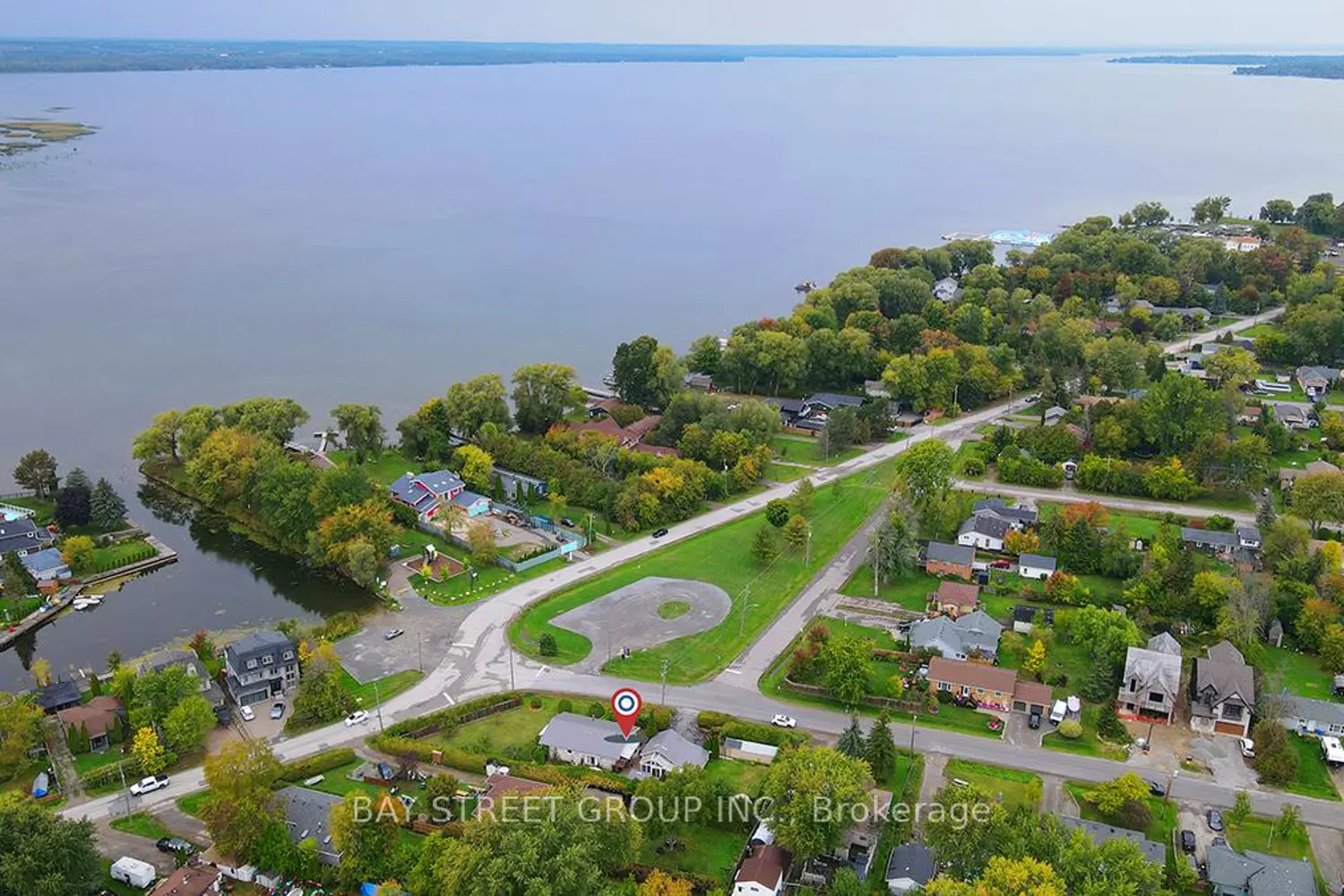 381 Walter Drive photo 3