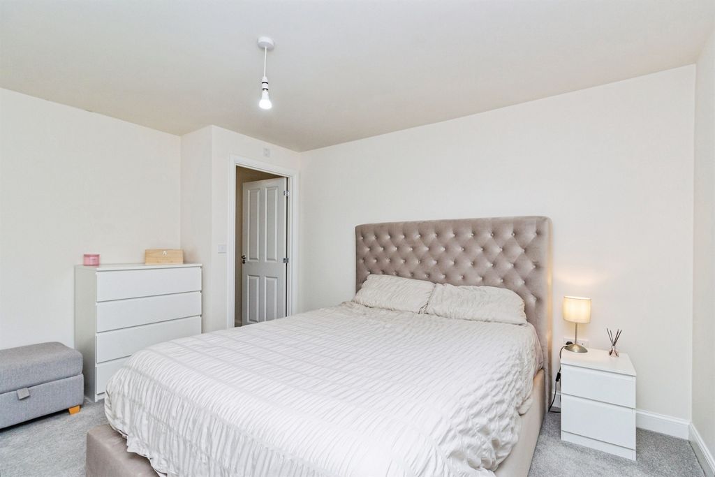 Additional image 10 of 4 bed detached house for saleHenbane View, Stafford ST16