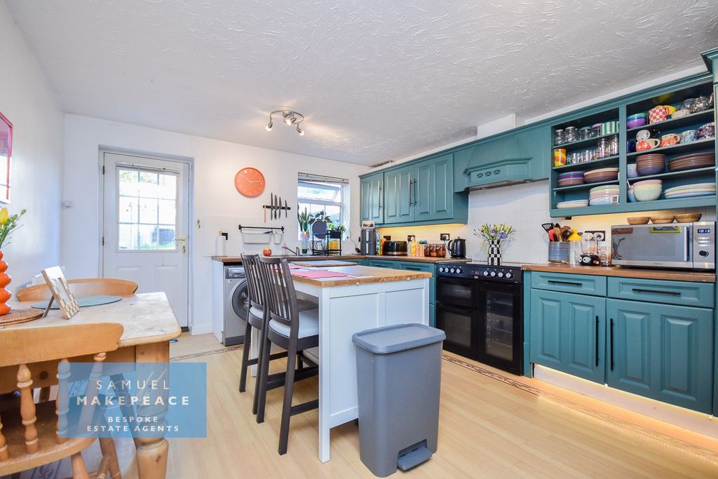 Additional image 4 of 4 bed end terrace house for saleBlackbird Way, Packmoor, Stoke-On-Trent ST7