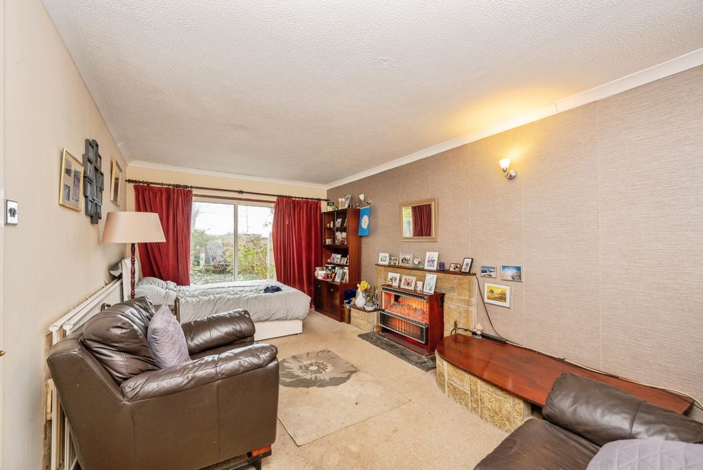 Additional image 9 of 3 bed semi-detached house for saleCrossfell, Wilnecote, Tamworth, Staffordshire B77
