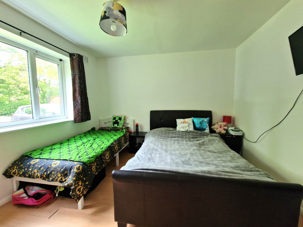 Additional image 5 of 1 bed flat for saleKitchen Lane, Wednesfield, Wolverhampton, West Midlands WV11