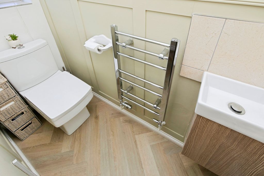 Additional image 10 of 4 bed detached house for saleAmberlands, Stretton, Burton-On-Trent DE13