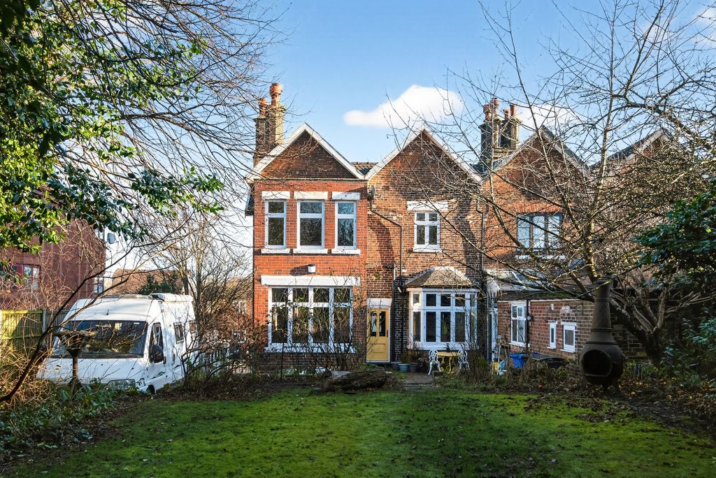 Additional image 20 of 3 bed semi-detached house for saleWaterloo Road, Stoke-On-Trent ST6