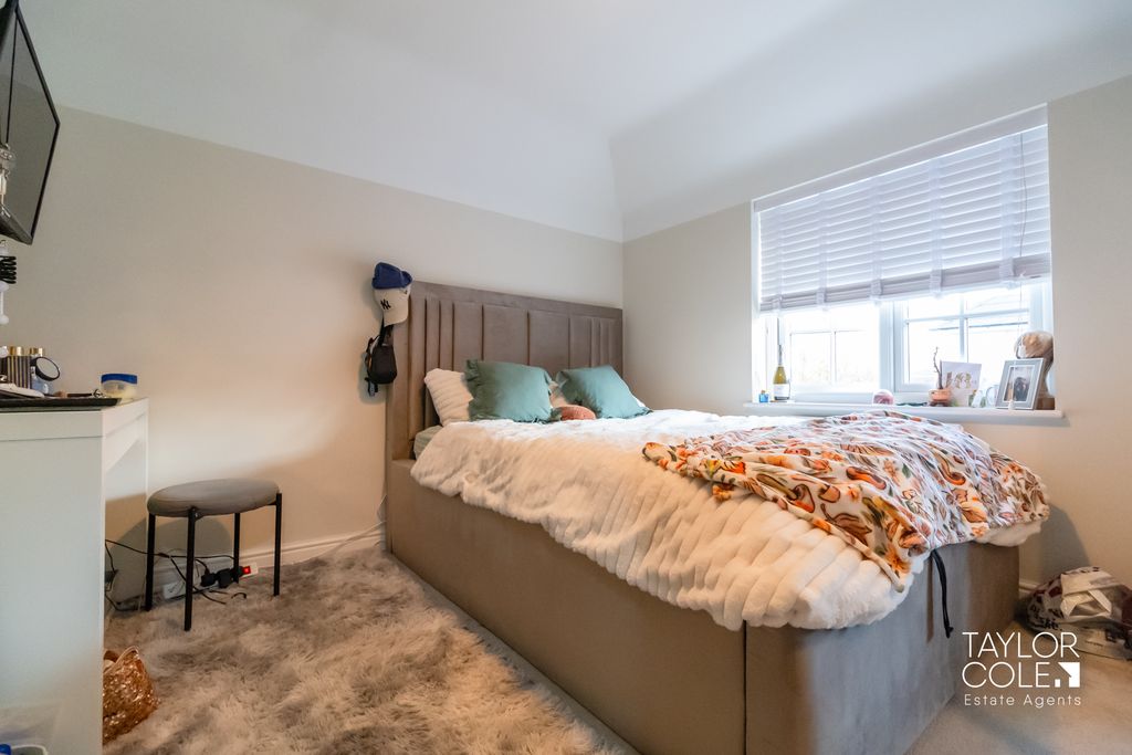 Additional image 21 of 3 bed detached house for saleStretton Close, Amington, Tamworth B77