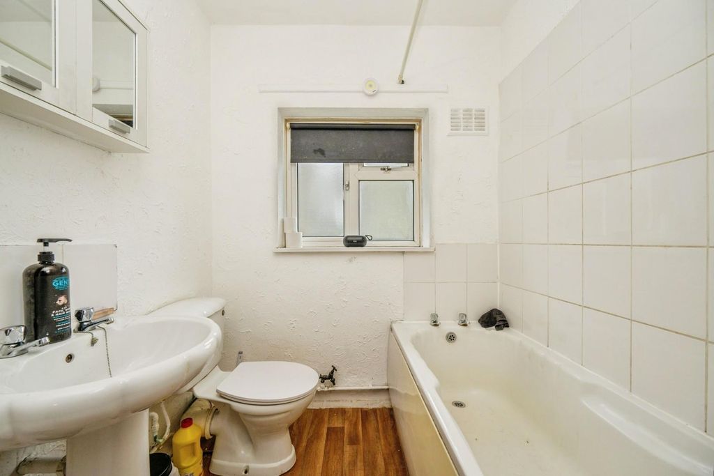 Additional image 11 of 1 bed maisonette for saleSutton Avenue, Tamworth B78
