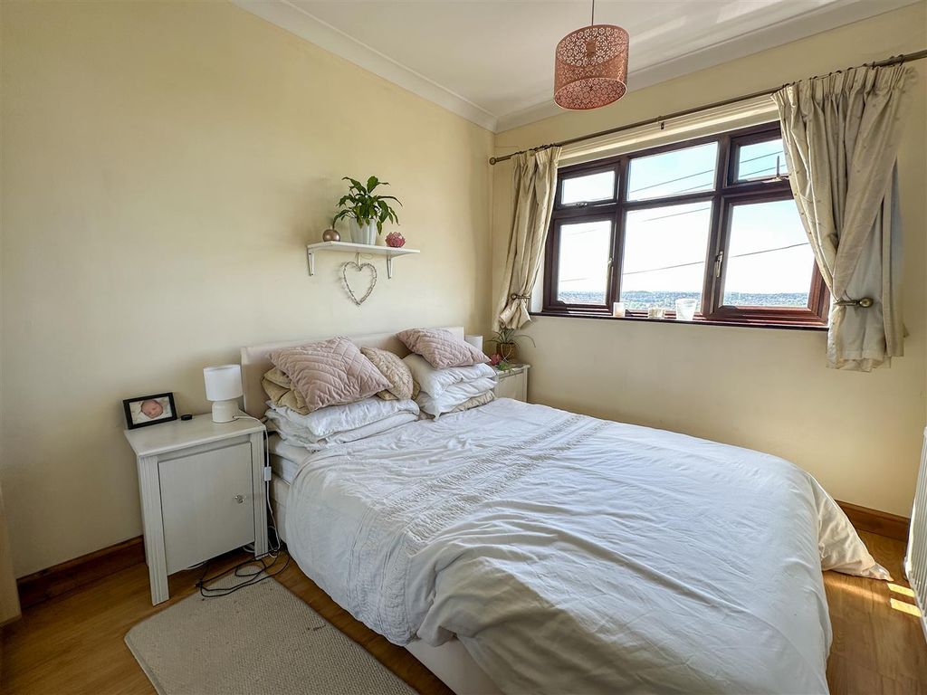Additional image 16 of 4 bed semi-detached house for saleGreenway Bank, Stoke-On-Trent ST2