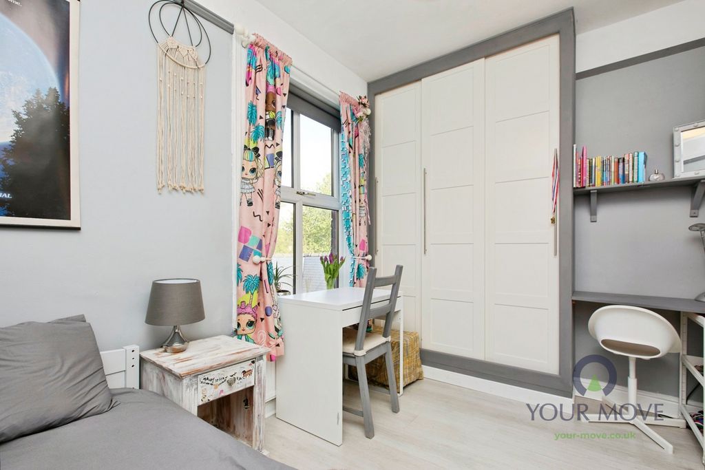 Additional image 22 of 4 bed semi-detached house for saleScalpcliffe Road, Burton-On-Trent, Staffordshire DE15