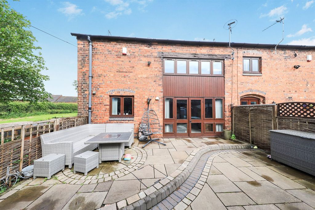 Additional image 5 of 3 bed barn conversion for saleBognop Road, Essington, Wolverhampton WV11