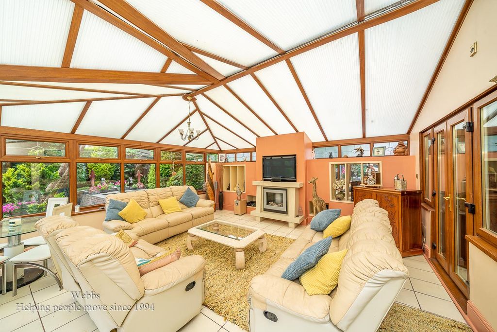 Additional image 3 of 4 bed detached house for salePool Close, Shareshill, Wolverhampton WV10