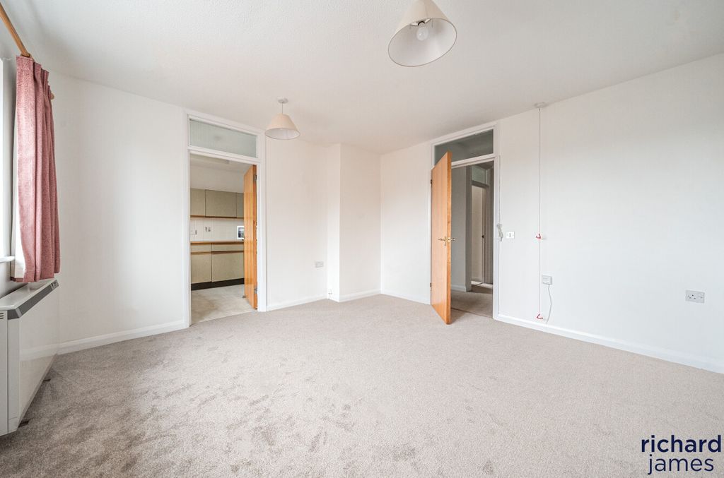 Additional image 5 of 1 bed flat for saleThe Mulberrys, Royal Wootton Bassett SN4