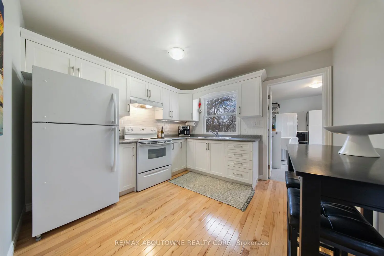 Additional image 8 of 435 Waverly Street