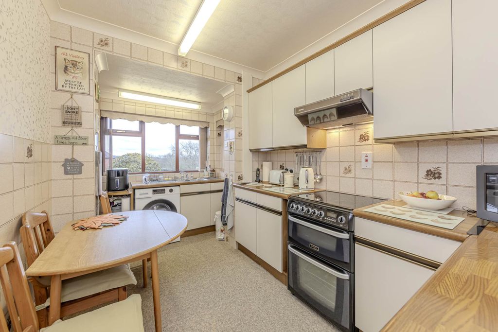 Additional image 7 of 4 bed detached house for saleChell Green Avenue, Stoke On Trent ST6