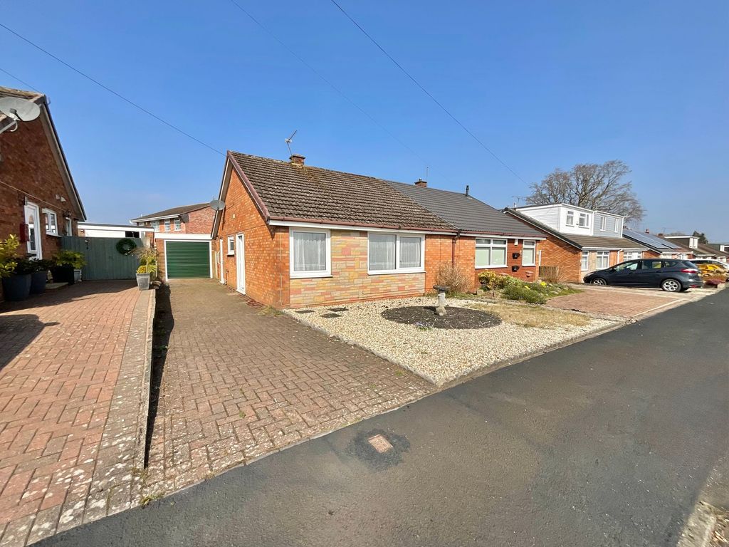 2 bed semi-detached bungalow for saleMarlborough Road, Stone ST15