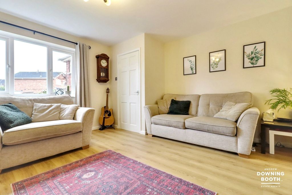 Additional image 9 of 3 bed detached house for saleCornfield Drive, Lichfield WS14