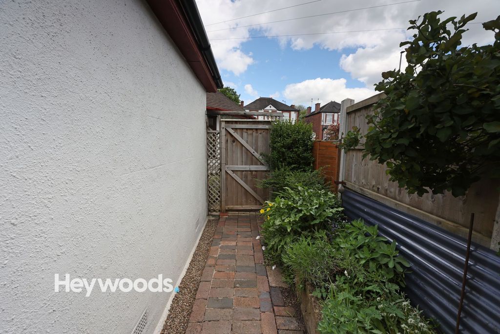 Additional image 39 of 2 bed detached bungalow for saleNewcastle Road, Trent Vale, Stoke On Trent ST4