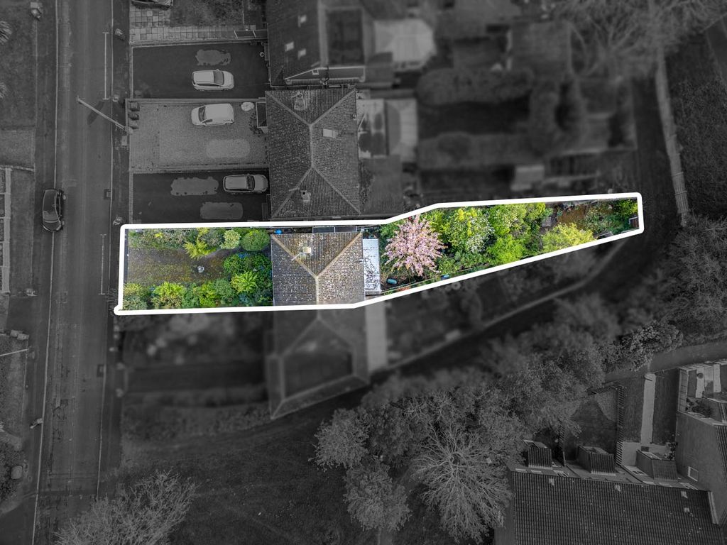 Additional image 2 of 3 bed semi-detached house for saleWoodhouse Lane, Amington, Tamworth B77