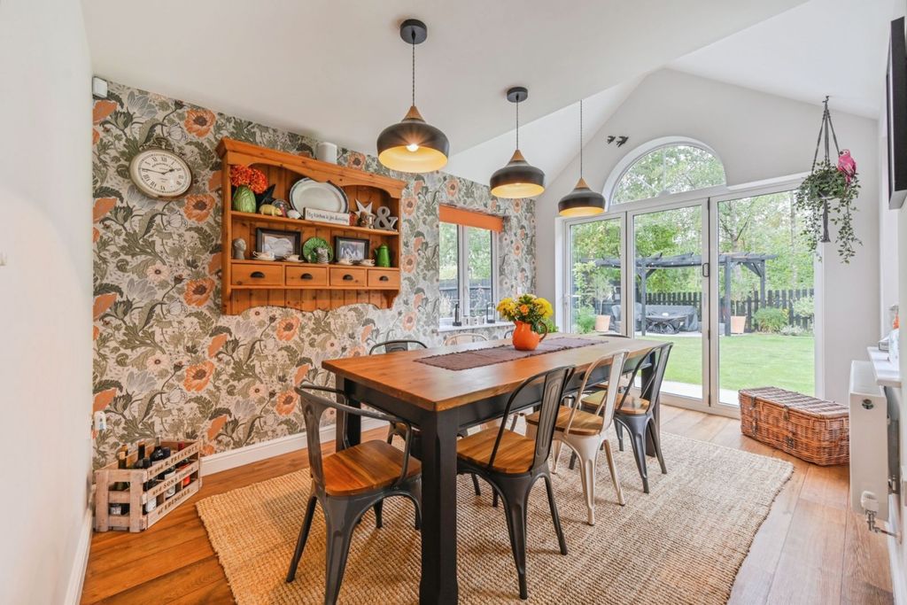 Additional image 7 of 5 bed detached house for saleRowley Close, Tamworth B79