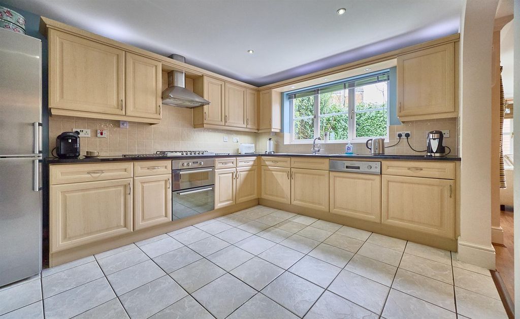 Additional image 7 of 5 bed detached house for saleDe Havilland Way, Burbage, Hinckley LE10