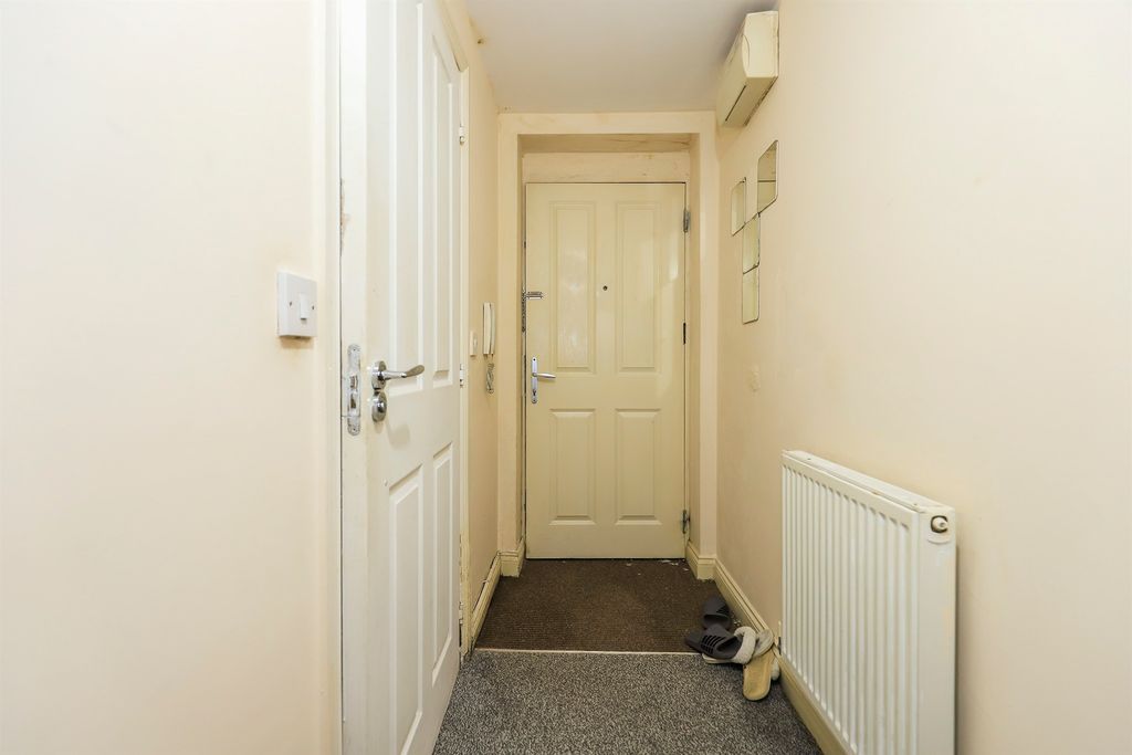 Additional image 14 of 2 bed flat for salePatshull Avenue, Fordhouses, Wolverhampton WV10
