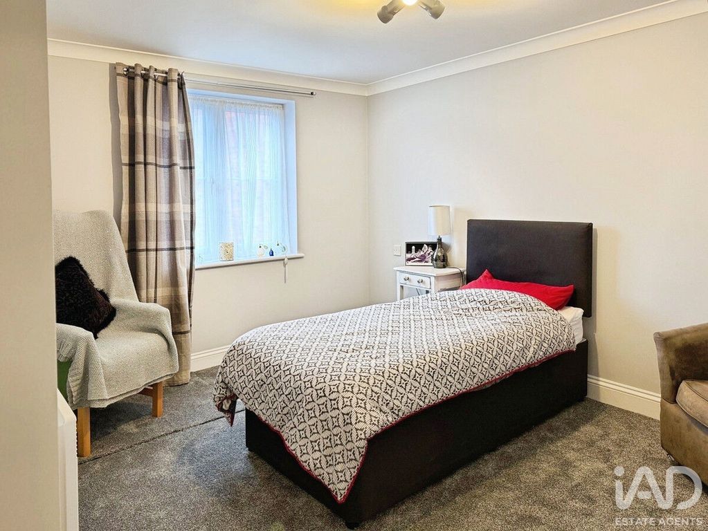 Additional image 6 of 1 bed flat for saleMinster Court Bird Street, Lichfield WS13