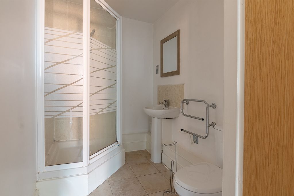 Additional image 9 of 2 bed flat for saleEast Street, Leicester LE1