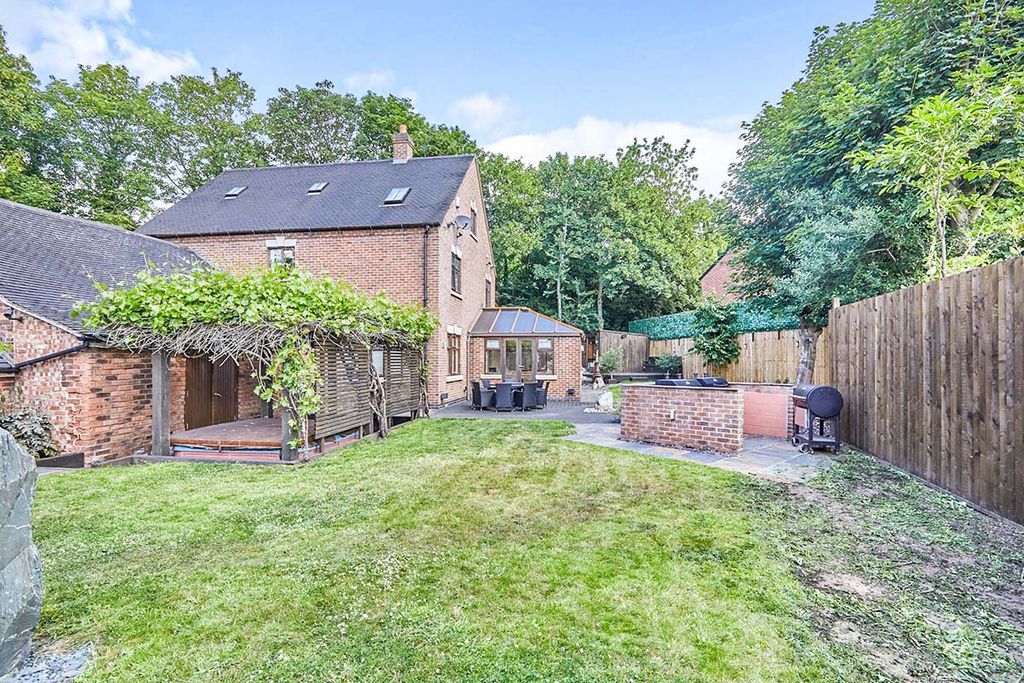 Additional image 8 of 5 bed detached house for saleCourt Farm Lane, Branston, Burton-On-Trent, Staffordshire DE14