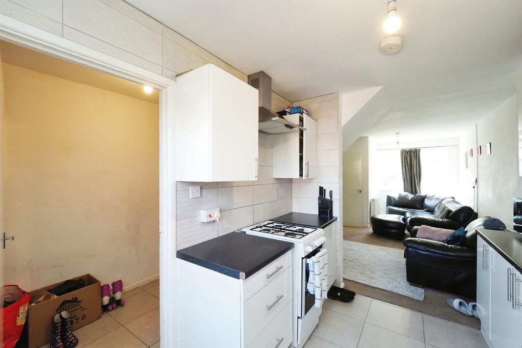 Additional image 9 of 4 bed end terrace house for saleUpper Temple Walk, Leicester LE4