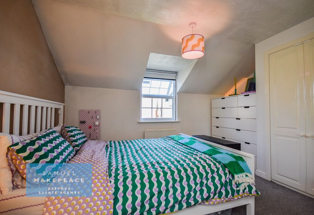 Additional image 9 of 4 bed end terrace house for saleBlackbird Way, Packmoor, Stoke-On-Trent ST7