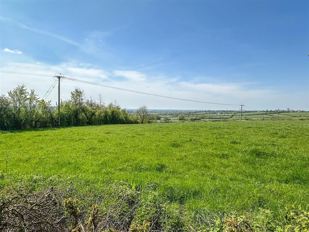 Additional image 19 of 4 bed semi-detached house for saleCallow Hill, Brinkworth, Chippenham SN15